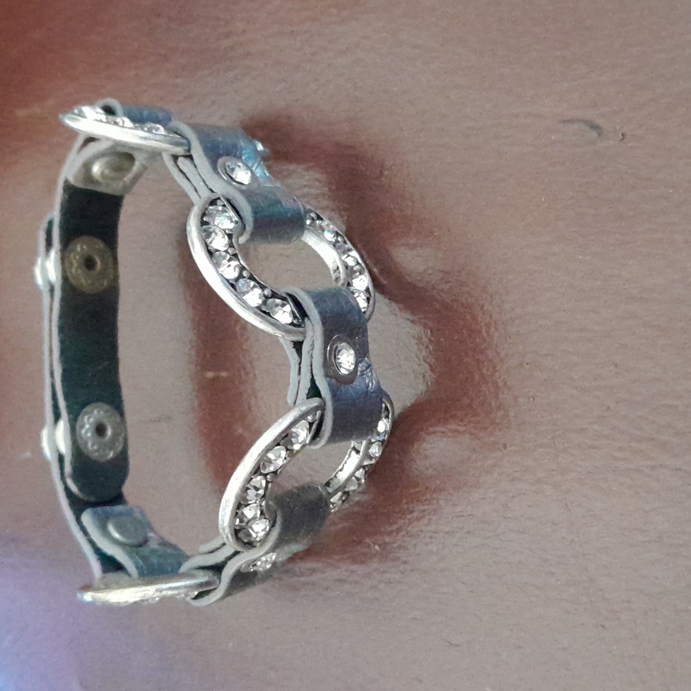 Guang Tong bracelet